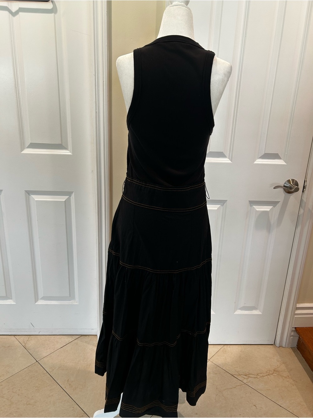 Veronica Beard Black Tiered Maxi  Dress Sleeveless Stretch Knit resort - Picture 5 of 7